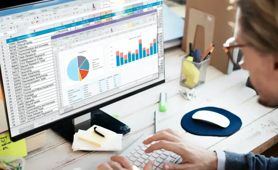 How can I freeze both rows and columns at the same time?